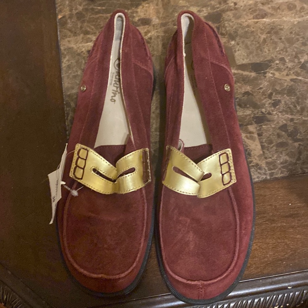Shoe